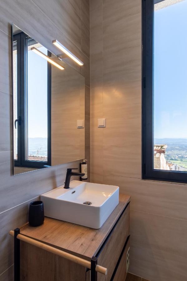 Apartamentos Do Mercado Ковильян Экстерьер фото