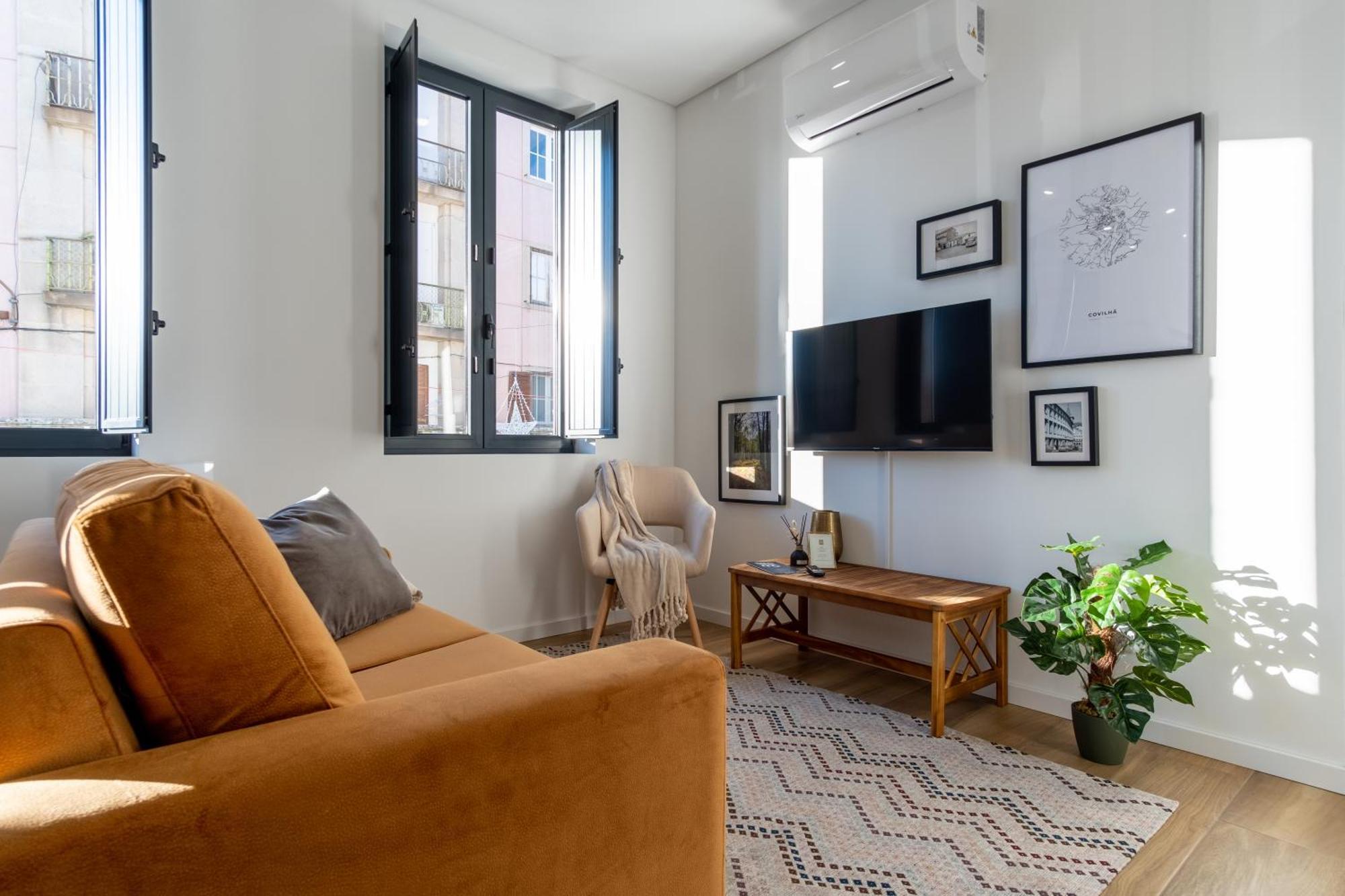 Apartamentos Do Mercado Ковильян Экстерьер фото